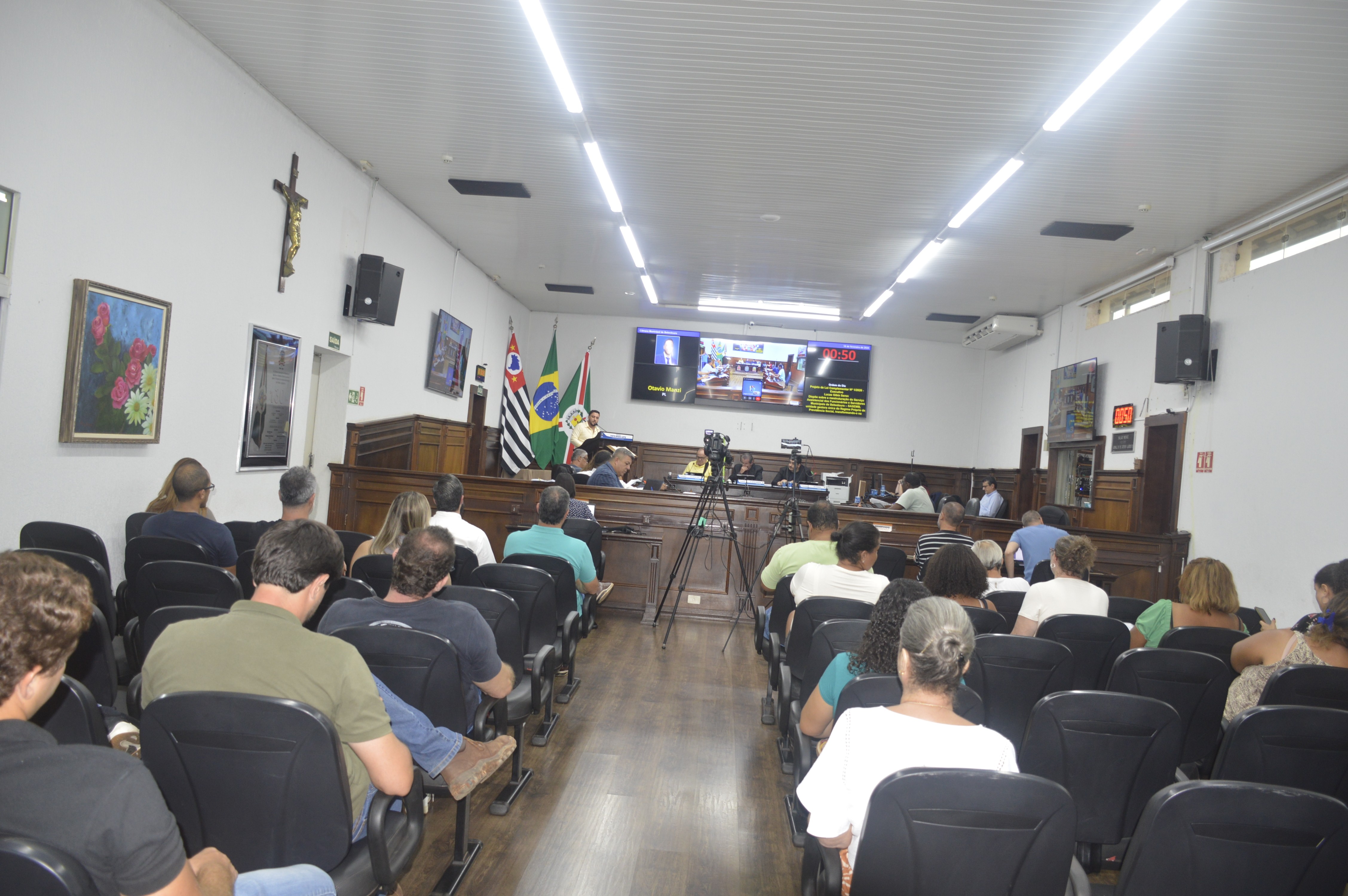 Vereadores aprovam projeto que proíbe guarda de animais por condenados por maus-tratos